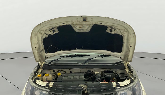 2018 Mahindra KUV 100 NXT K4+ P 6 STR, Petrol, Manual, 22,715 km, Open Bonet