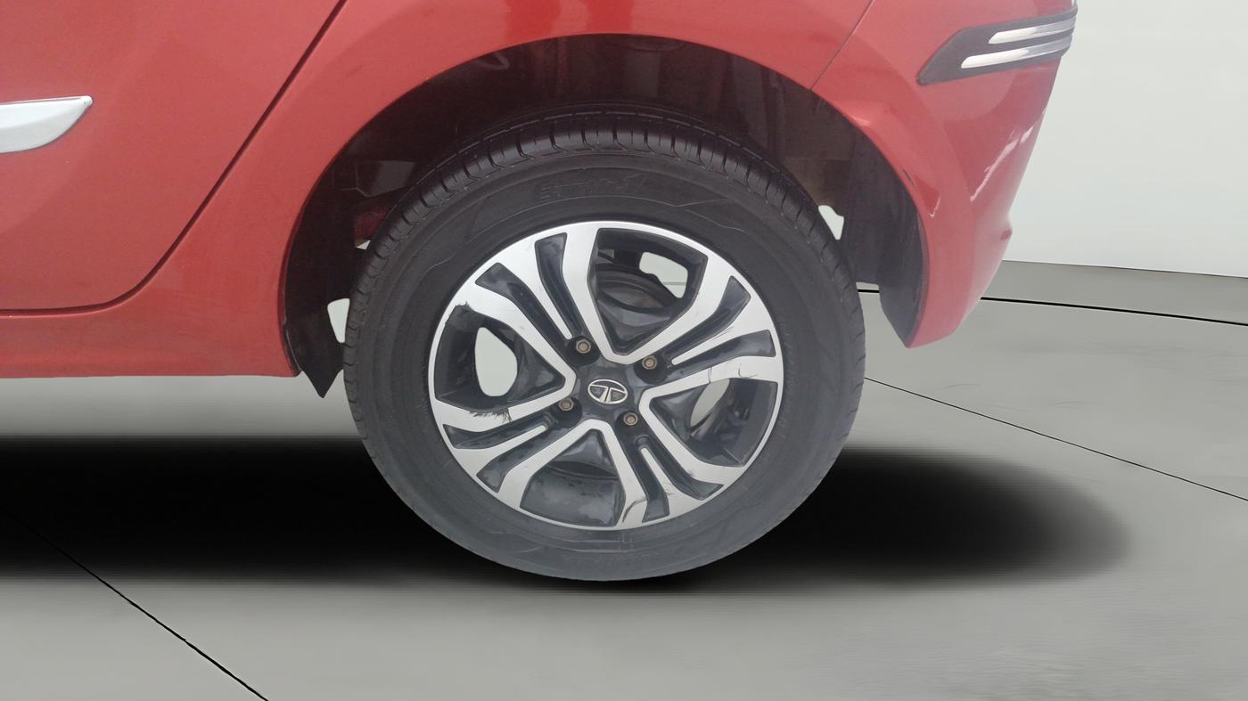 2018 Tata Tiago XZA PETROL, Petrol, Automatic, 72,222 km, Left Rear Wheel