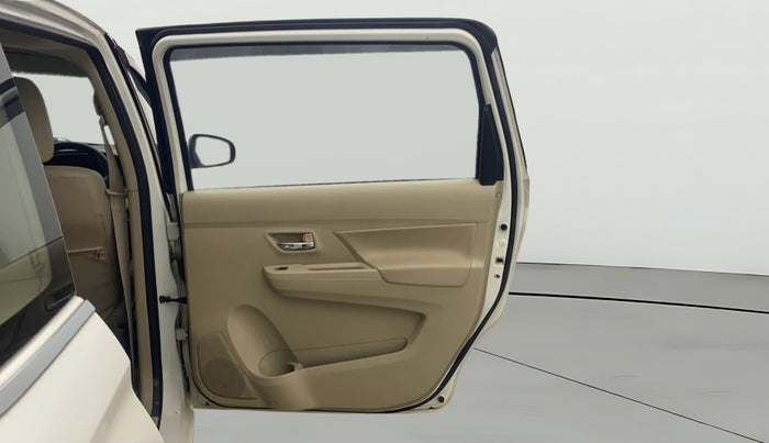 2021 Maruti Ertiga ZXI SHVS, Petrol, Manual, 30,368 km, RHS Rear Door