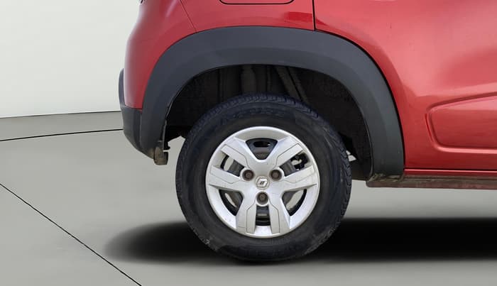 2017 Renault Kwid RXT 1.0 (O), Petrol, Manual, 1,28,267 km, Right Rear Wheel