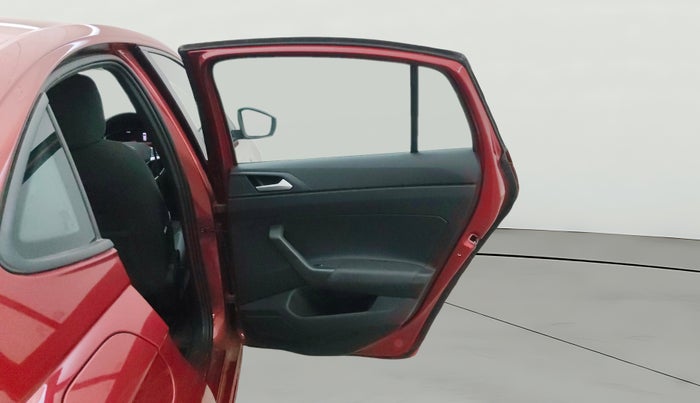 2025 Volkswagen VIRTUS GT Line 1.0L TSI AT, Petrol, Automatic, 5,719 km, RHS Rear Door