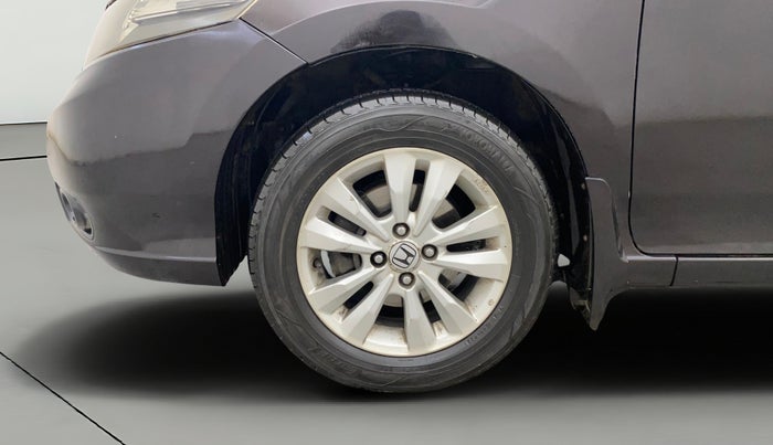 2013 Honda City 1.5L I-VTEC V MT SUNROOF, Petrol, Manual, 1,34,141 km, Left Front Wheel