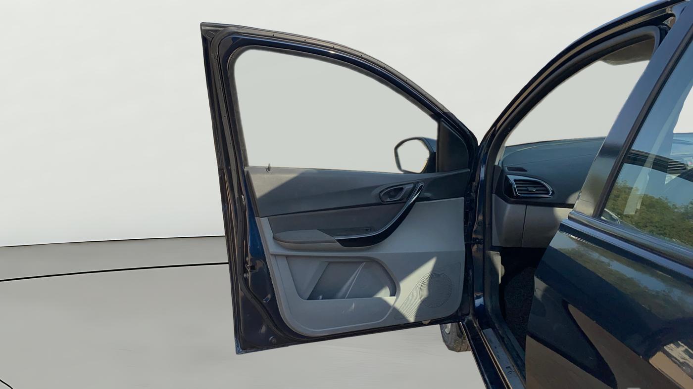 2019 Tata TIGOR XZ PETROL, CNG, Manual, 72,263 km, LHS Front Door
