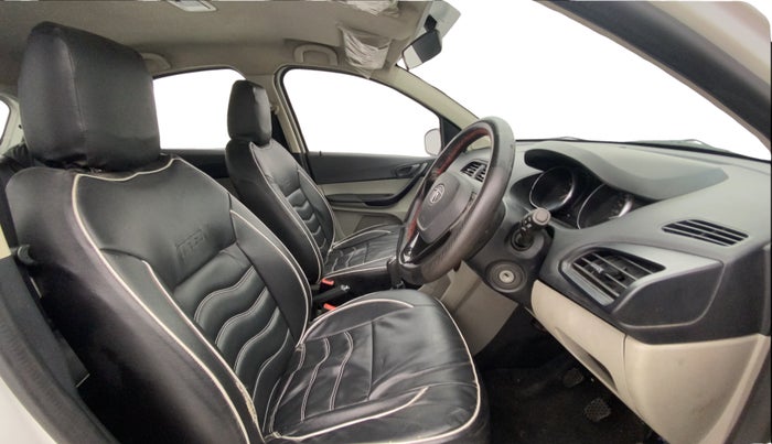 2019 Tata Tiago XM PETROL, Petrol, Manual, 83,231 km, Right Side Front Door Cabin