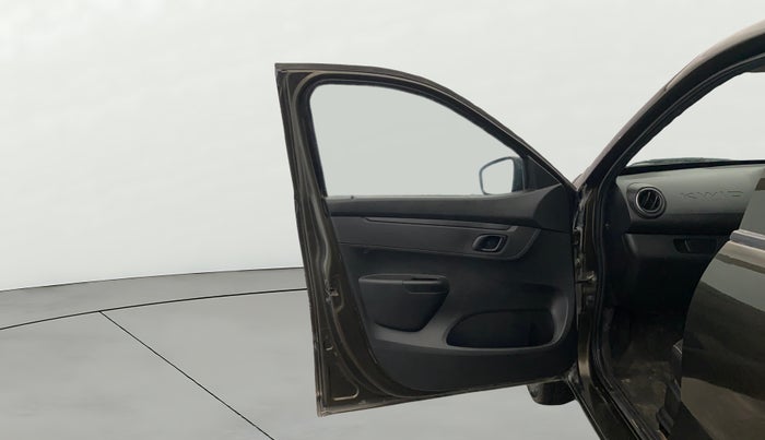 2020 Renault Kwid RXL, Petrol, Manual, 97,788 km, LHS Front Door