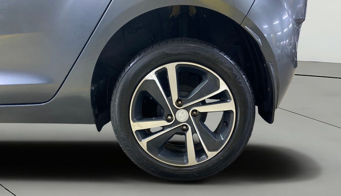 2022 Tata ALTROZ XZ PLUS PETROL, Petrol, Manual, 12,856 km, Left Rear Wheel