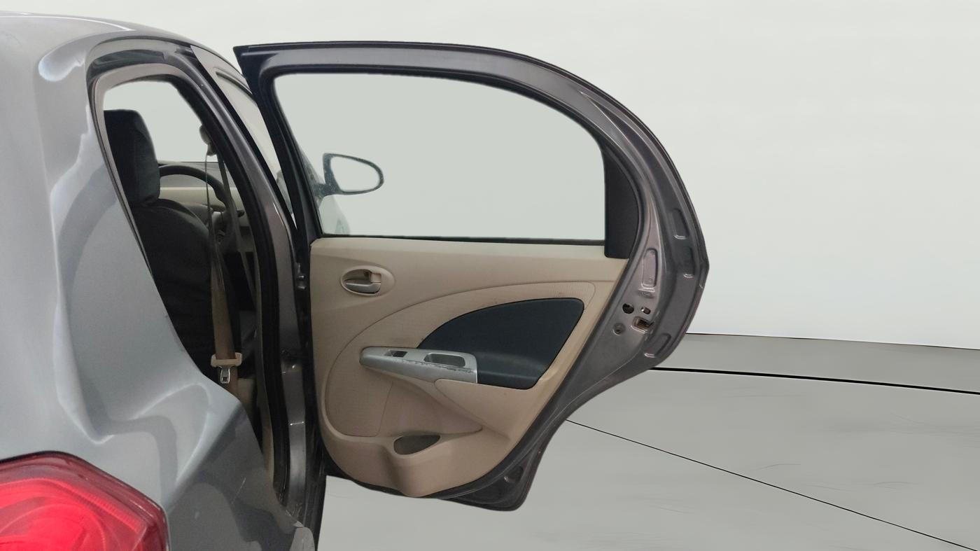 2013 Toyota Etios Liva G, Petrol, Manual, 65,995 km, RHS Rear Door