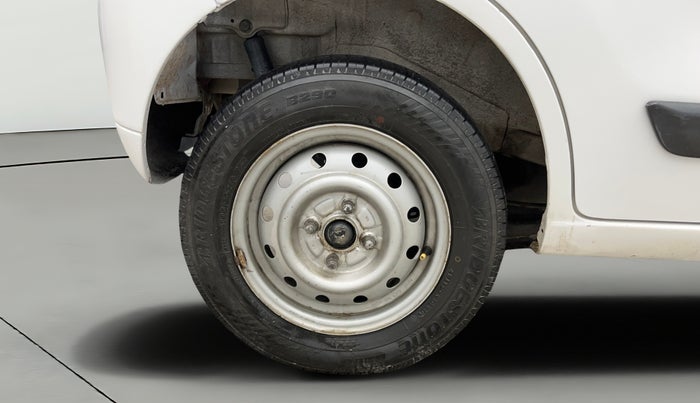 2014 Maruti Wagon R 1.0 LXI, Petrol, Manual, 65,448 km, Right Rear Wheel