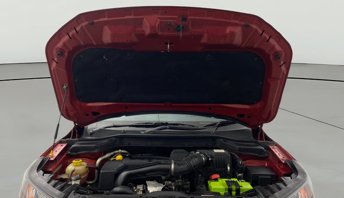2022 Mahindra XUV300 W6 1.5 Diesel, Diesel, Manual, 50,637 km, Open Bonet