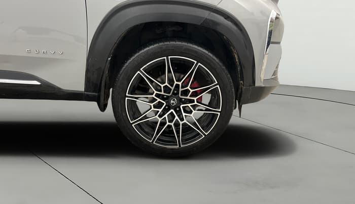 2024 Tata Curvv Creative Plus S 1.2 Petrol 7DCA, Petrol, Automatic, 42,410 km, Right Front Wheel
