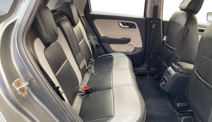 2022 Tata ALTROZ XZA, Petrol, Automatic, 36,755 km, Right Side Rear Door Cabin