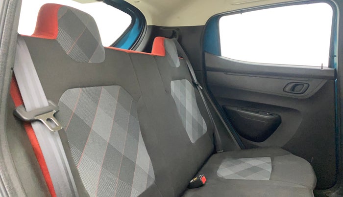 2020 Renault Kwid RXT 1.0 AMT (O), Petrol, Automatic, 56,472 km, Right Side Rear Door Cabin