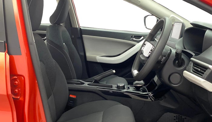 2024 Tata NEXON CREATIVE AMT DUAL TONE 1.2 PETROL, Petrol, Automatic, 19,537 km, Right Side Front Door Cabin