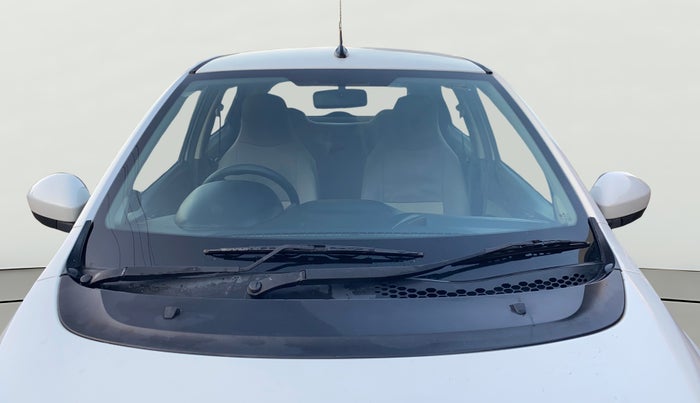 2018 Tata Tiago XT PETROL, CNG, Manual, 77,648 km, Front Windshield