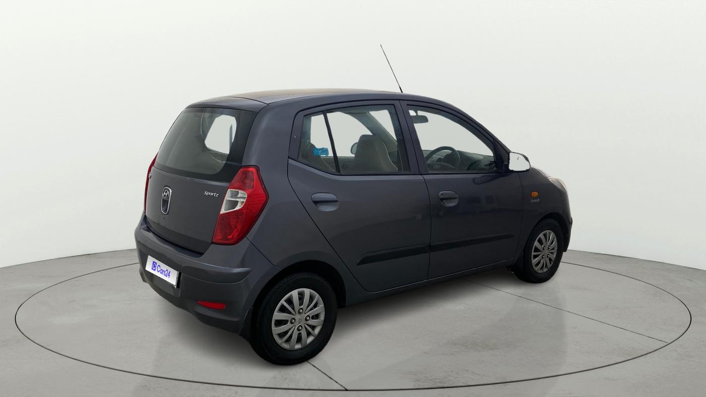 2016 Hyundai i10 SPORTZ 1.1, Petrol, Manual, 75,834 km, Right Back Diagonal