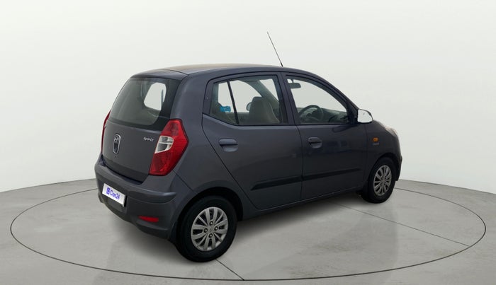 2016 Hyundai i10 SPORTZ 1.1, Petrol, Manual, 75,834 km, Right Back Diagonal