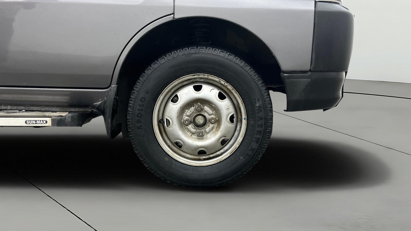 2018 Maruti Eeco 5 STR WITH A/C+HTR, Petrol, Manual, 20,806 km, Right Front Wheel