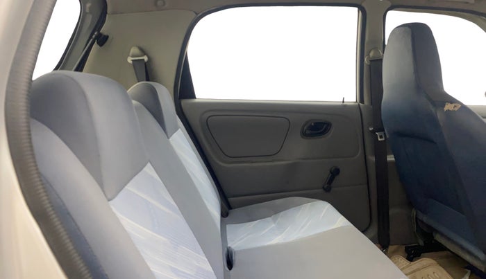 2013 Maruti Alto K10 LXI, Petrol, Manual, 63,092 km, Right Side Rear Door Cabin