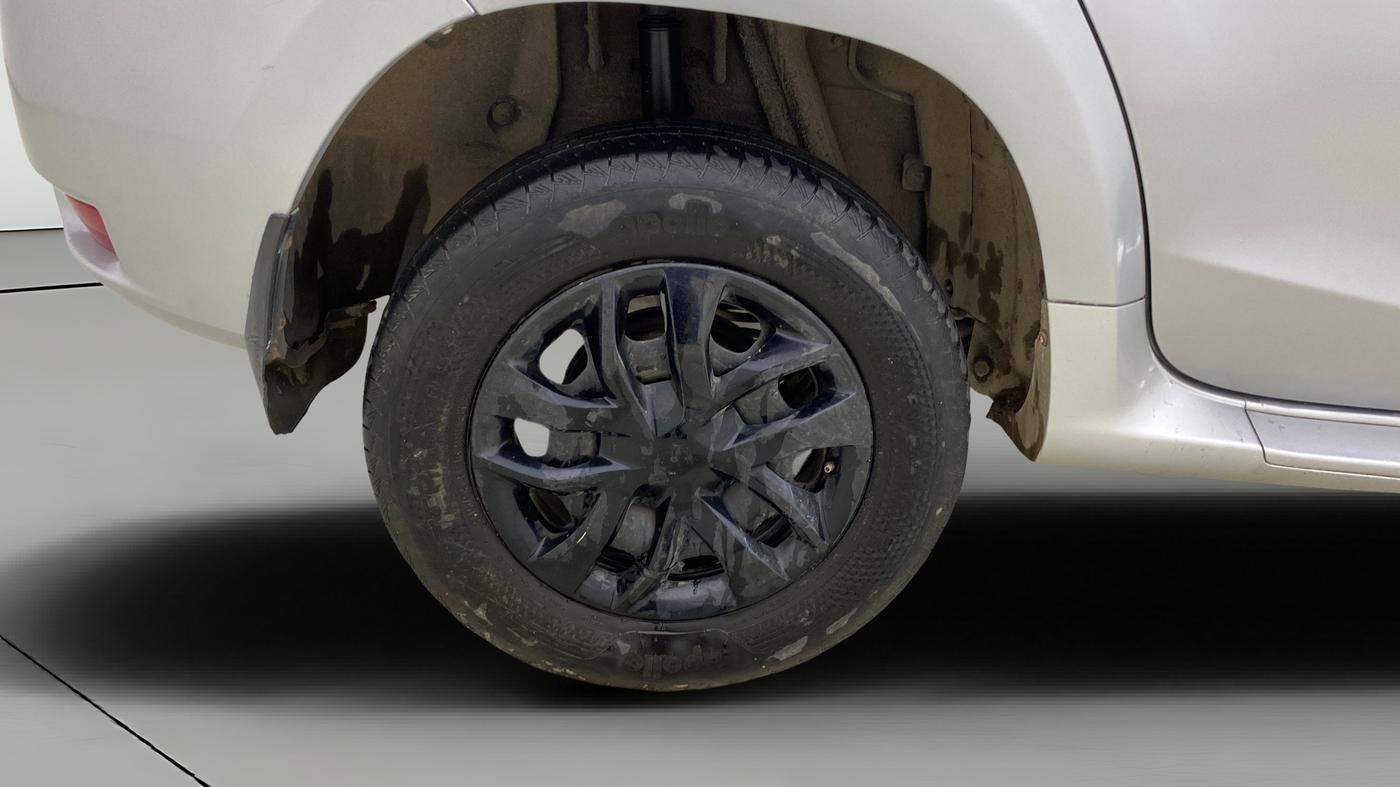 2015 Nissan Terrano XL (P), Petrol, Manual, 79,856 km, Right Rear Wheel
