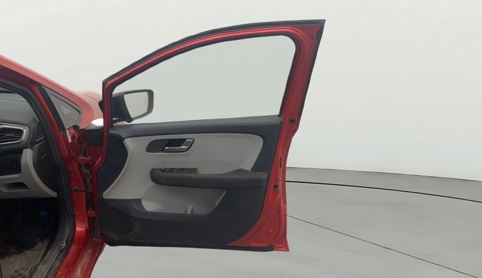 2021 Tata ALTROZ XZ PETROL, Petrol, Manual, 38,797 km, RHS Front Door