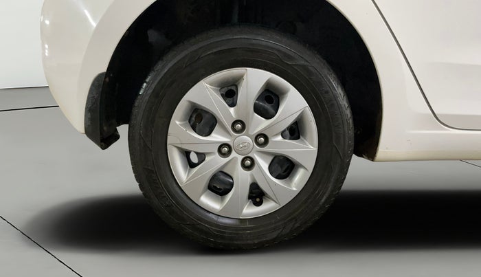 2020 Hyundai Elite i20 MAGNA PLUS 1.2, Petrol, Manual, 28,357 km, Right Rear Wheel