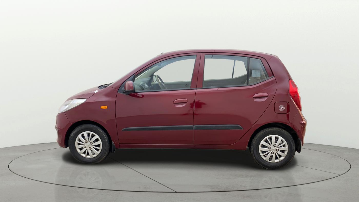 2015 Hyundai i10 SPORTZ 1.1, Petrol, Manual, 76,879 km, Left Side