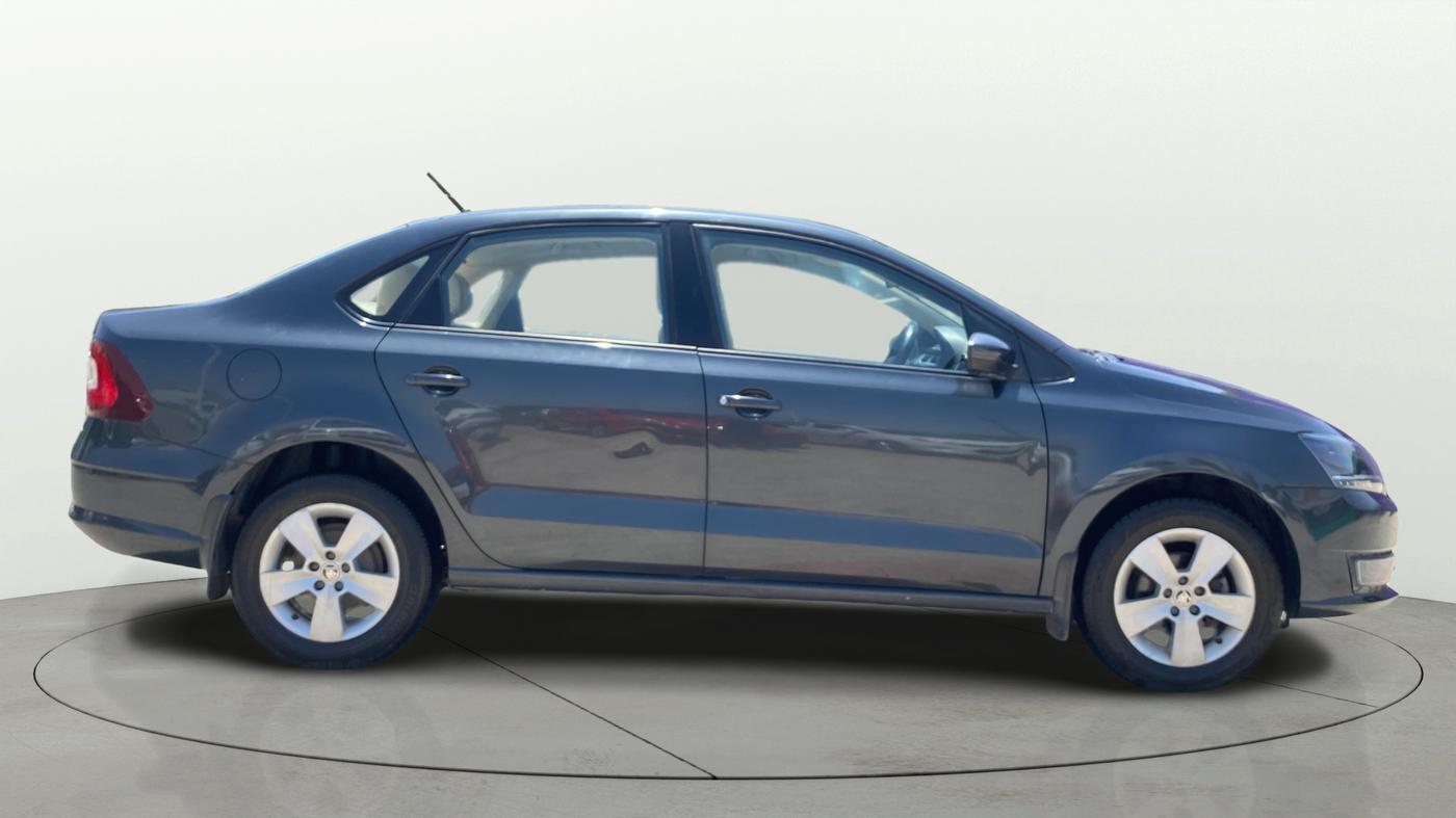 2020 Skoda Rapid 1.0 AMBITION TSI MT, Petrol, Manual, 1,27,734 km, Right Side View