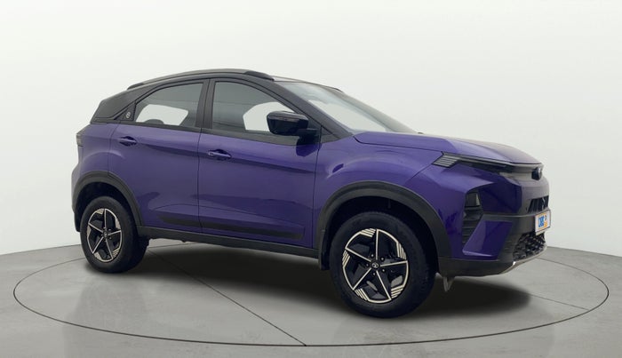 2023 Tata NEXON FEARLESS PURPLE + SUNROOF DUAL TONE 1.2 PETROL, Petrol, Manual, 42,318 km, SRP