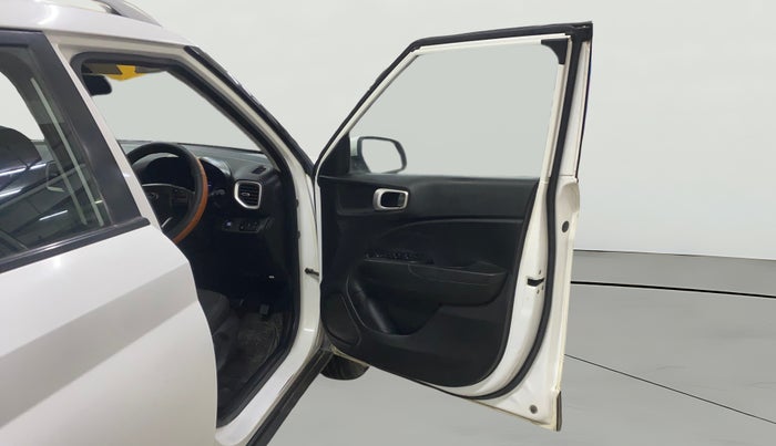 2019 Hyundai VENUE SX PLUS 1.0 TURBO DCT, Petrol, Automatic, 77,769 km, RHS Front Door