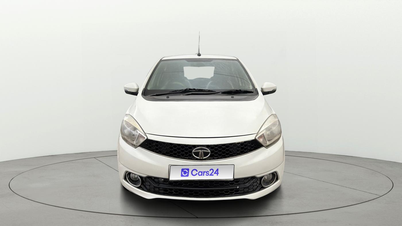 2018 Tata Tiago XZ PETROL, CNG, Manual, 1,17,606 km, Front