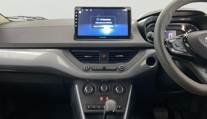 2022 Tata NEXON XMA SUNROOF PETROL, Petrol, Automatic, 42,710 km, Air Conditioner