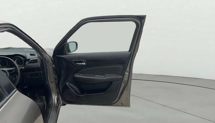 2019 Maruti Swift VXI, Petrol, Manual, 87,170 km, RHS Front Door