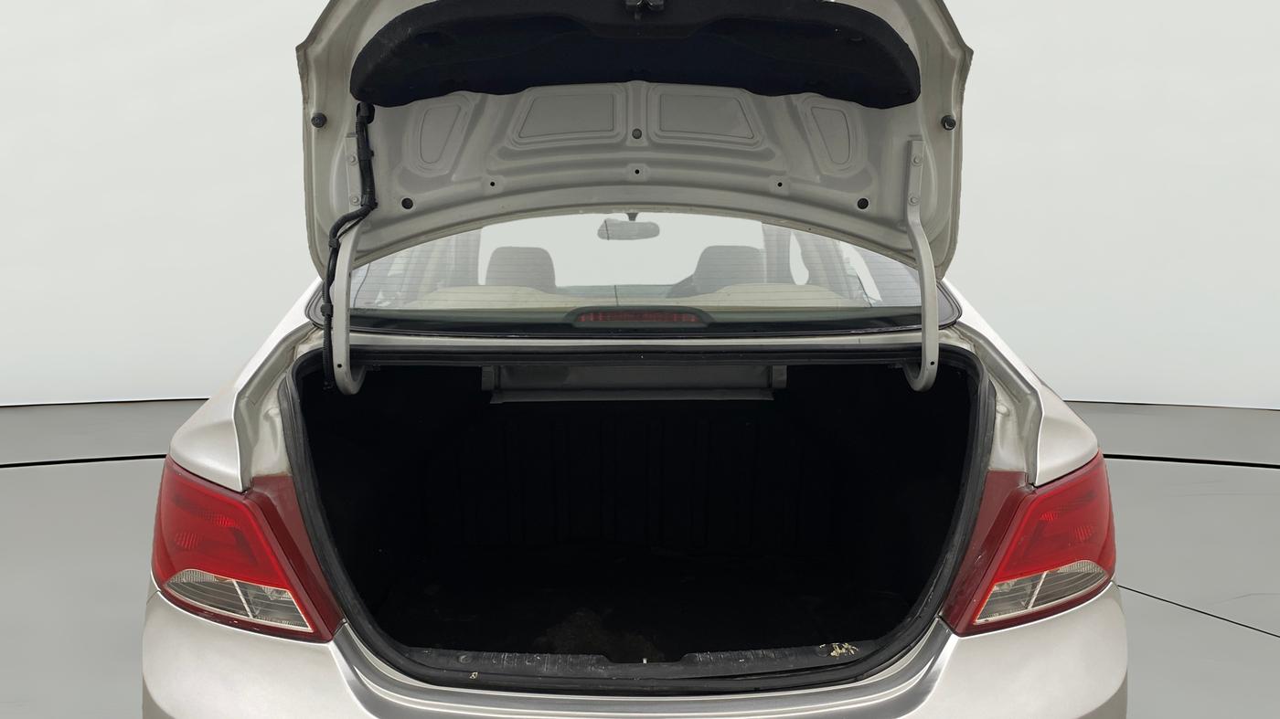2016 Hyundai Verna 1.6 VTVT SX, Petrol, Manual, 75,537 km, Boot Open Zoomed View