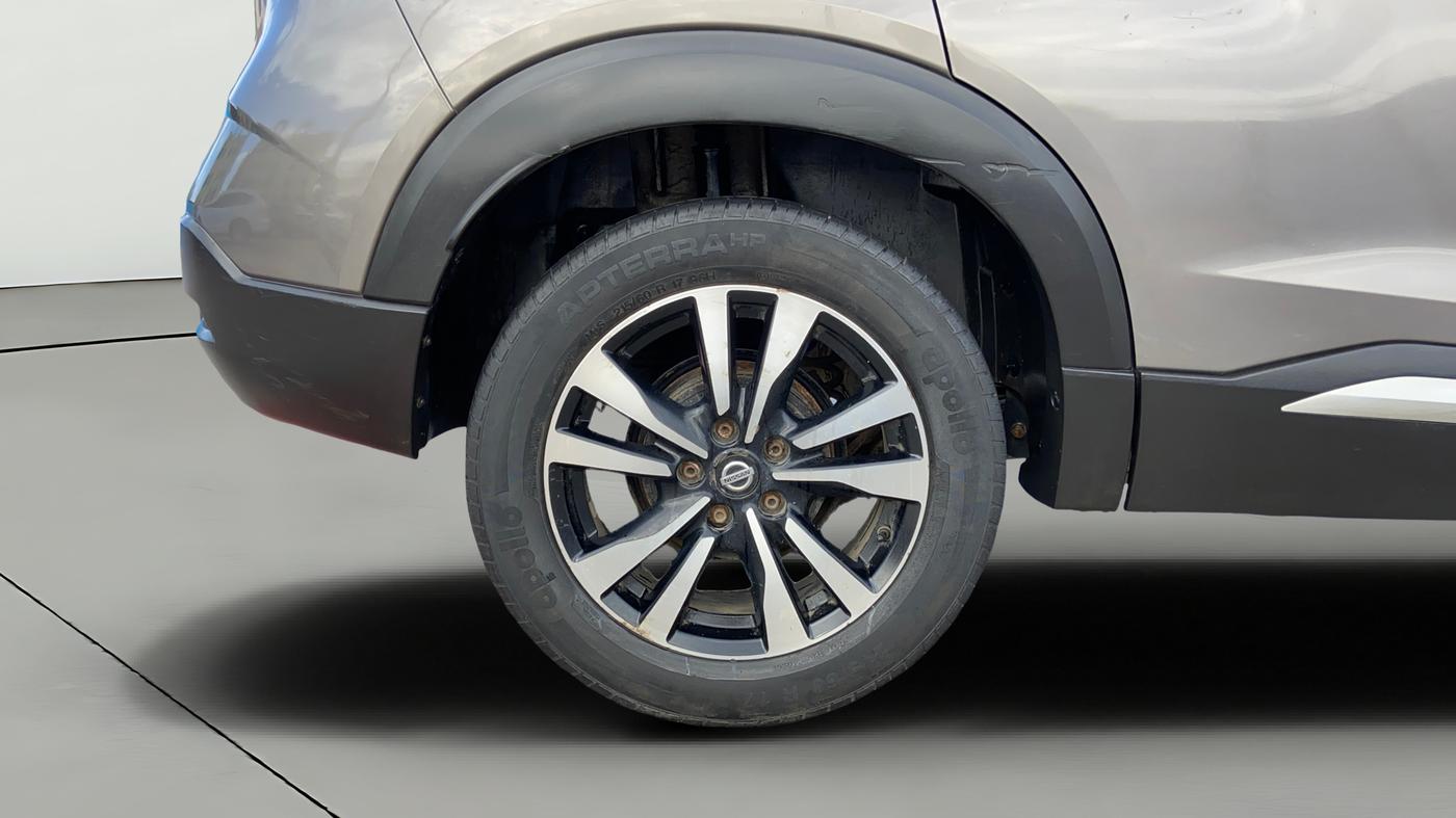 2018 Nissan Kicks XV PREMIUM O DUAL TONE DIESEL, Diesel, Manual, 38,784 km, Right Rear Wheel