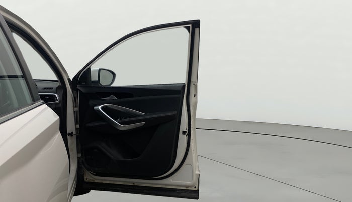 2020 MG HECTOR SHARP 1.5 DCT PETROL, Petrol, Automatic, 44,285 km, RHS Front Door