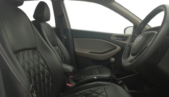 2015 Hyundai Elite i20 SPORTZ 1.2 (O), Petrol, Manual, 99,365 km, Right Side Front Door Cabin