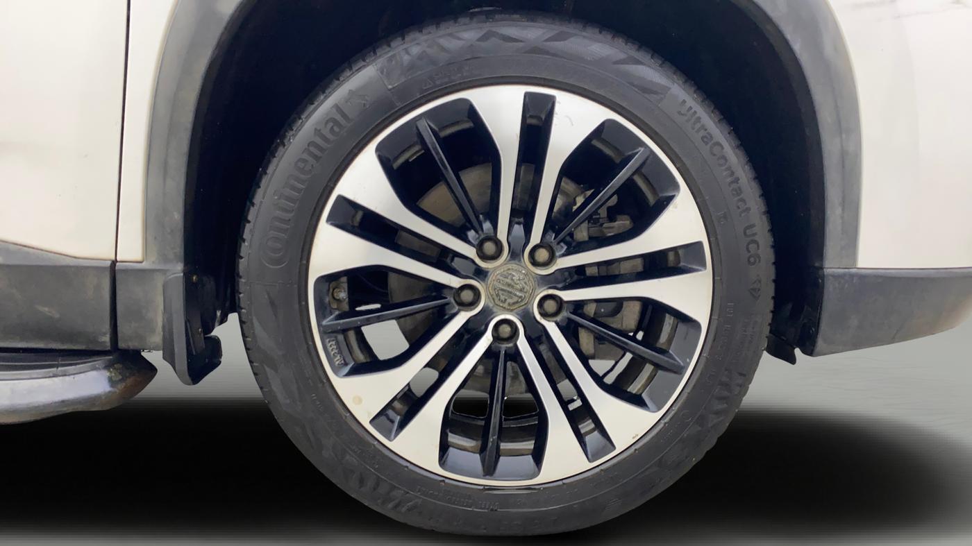 2021 MG HECTOR PLUS SHARP 2.0 DIESEL TURBO MT 6-STR, Diesel, Manual, 72,760 km, Right Front Wheel