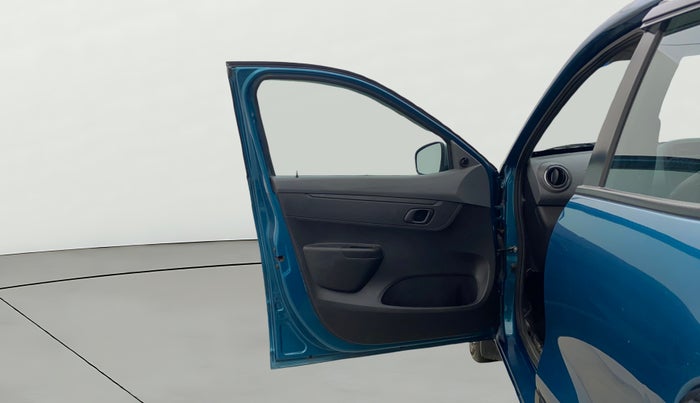 2020 Renault Kwid RXT 1.0 AMT (O), Petrol, Automatic, 24,141 km, LHS Front Door