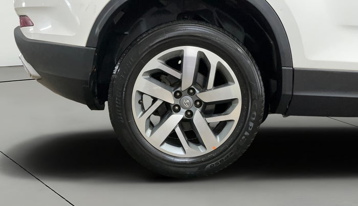 2021 Tata Safari XZA PLUS, Diesel, Automatic, 91,196 km, Right Rear Wheel