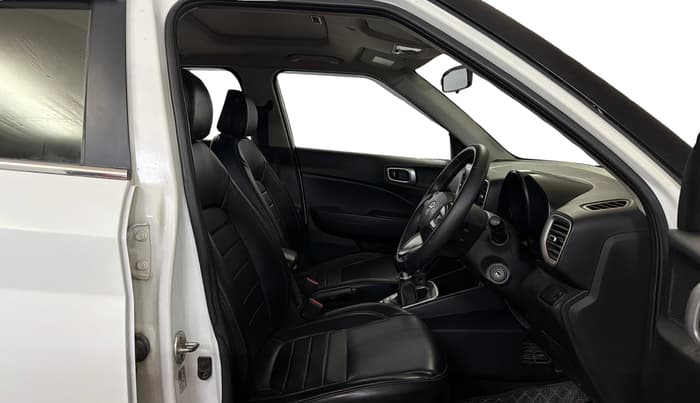 2021 Hyundai VENUE SX 1.0 TURBO, Petrol, Manual, 76,385 km, Right Side Front Door Cabin