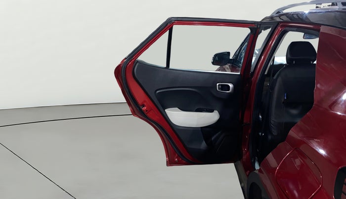 2022 Hyundai VENUE SX 1.5 CRDI DUAL TONE, Diesel, Manual, 84,540 km, LHS Rear Door