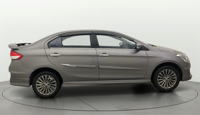 2016 Maruti Ciaz ZXI+ RS, Petrol, Manual, 84,888 km, Right Side View