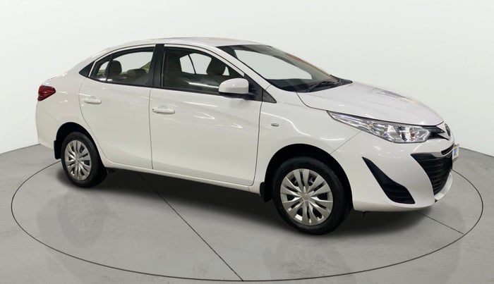 2020 Toyota YARIS J MT, Petrol, Manual, 34,141 km, Right Front Diagonal