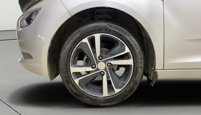 2020 Tata ALTROZ XZ PETROL, Petrol, Manual, 29,688 km, Left Front Wheel