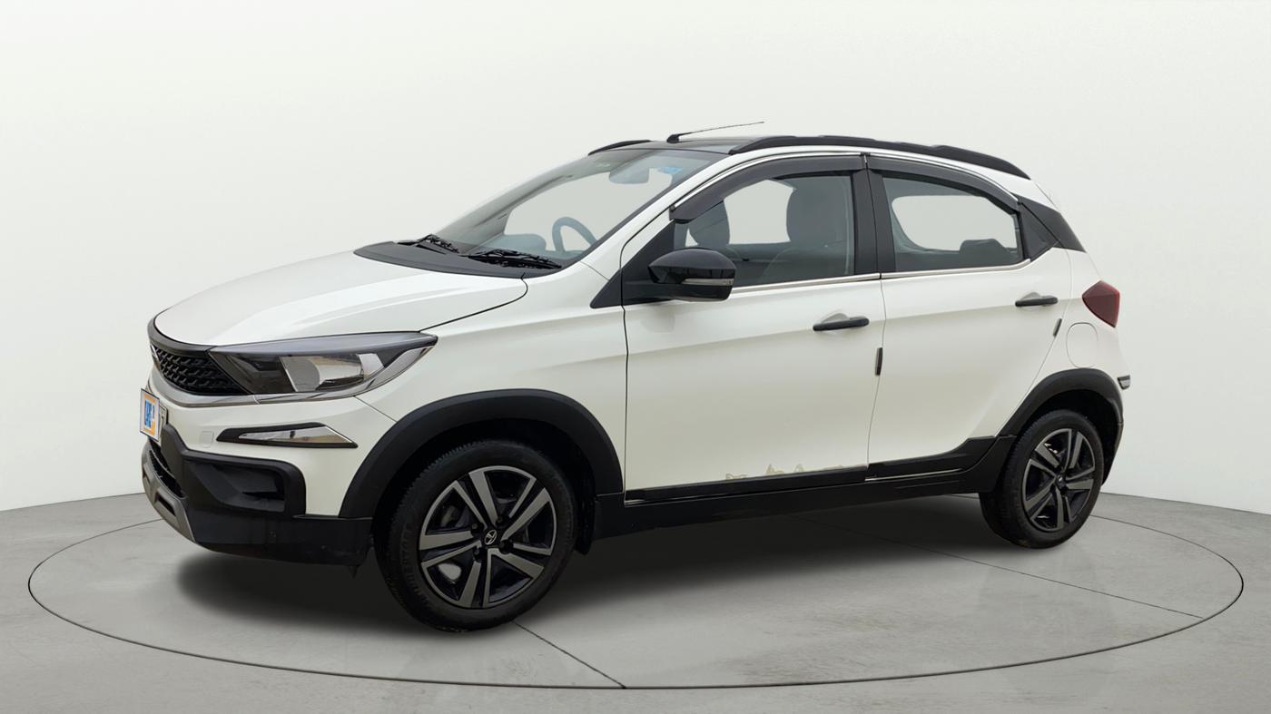 2023 Tata TIAGO NRG XZ MT, Petrol, Manual, 14,397 km, Left Front Diagonal