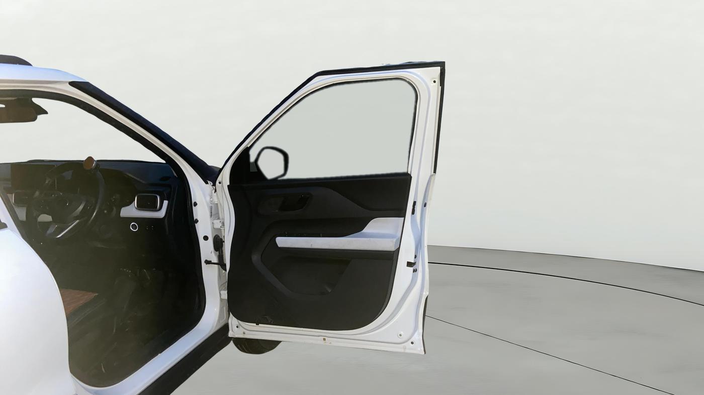 2024 Tata PUNCH ACCOMPLISHED SUNROOF MT, Petrol, Manual, 22,609 km, RHS Front Door