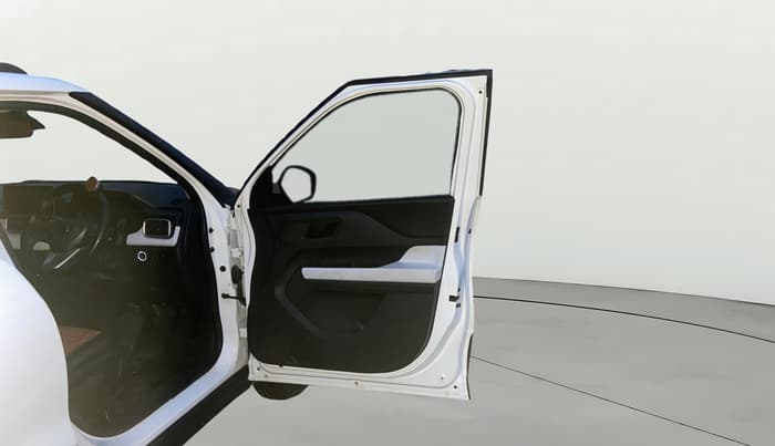 2024 Tata PUNCH ACCOMPLISHED SUNROOF MT, Petrol, Manual, 22,609 km, RHS Front Door