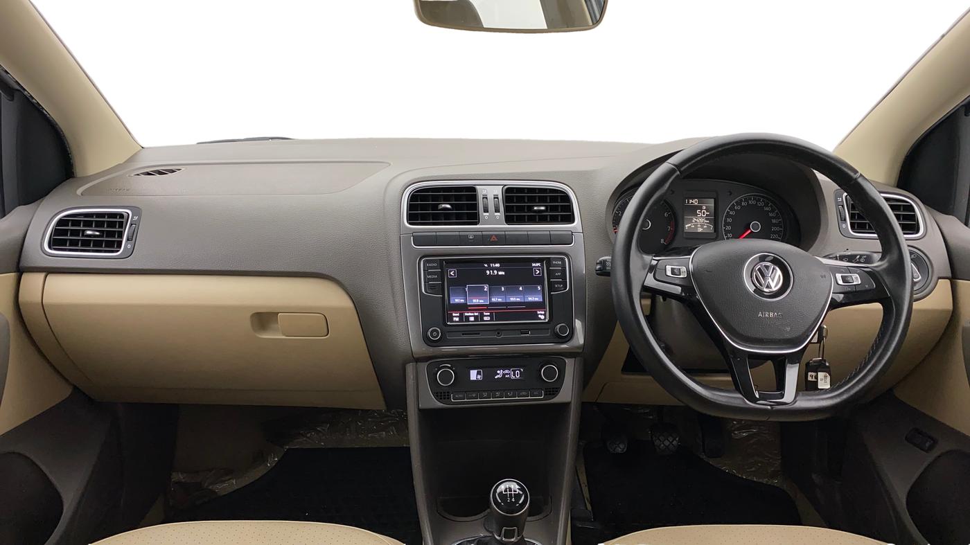 2019 Volkswagen Vento HIGHLINE 1.6 MPI, Petrol, Manual, 24,312 km, Dashboard