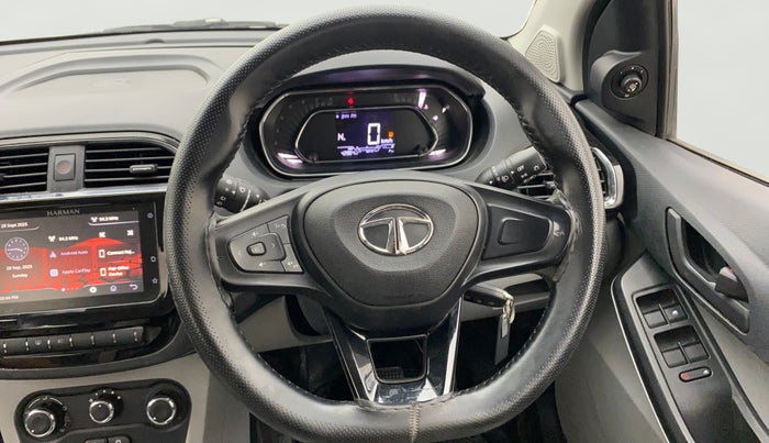 2021 Tata Tiago XZA PETROL, Petrol, Automatic, 42,883 km, Steering Wheel Close Up