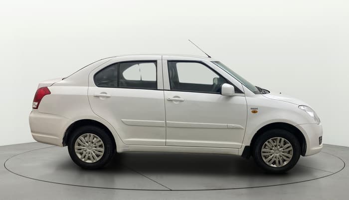 2016 Maruti Swift Dzire TOUR DIESEL, Diesel, Manual, 1,15,844 km, Right Side View